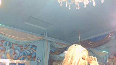 adrianna_fox live cam on Cam4
