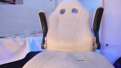 adry_moon live cam on Cam4
