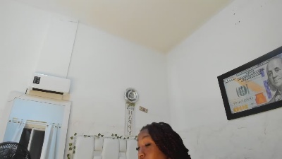 adry_moon live cam on Cam4