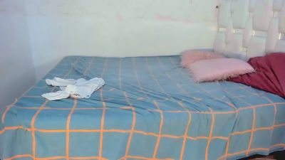 adry_moon live cam on Cam4