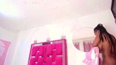 adry_moon live cam on Cam4