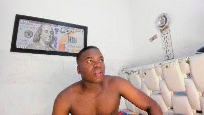 adry_moon live cam on Cam4