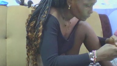 africanprettyy2 live cam on Cam4