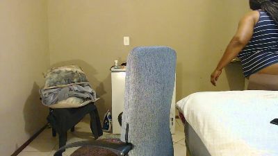 africantits40 live cam on Cam4