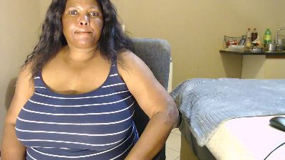 africantits40 live cam on Cam4