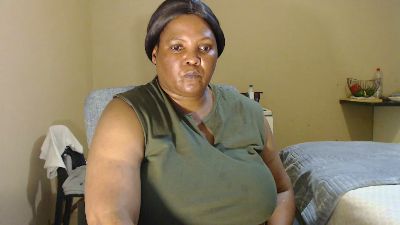 africantits40 live cam on Cam4