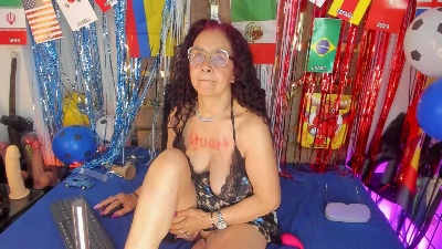 agatha_ross26 live cam on Cam4