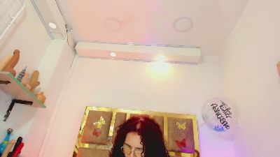 agatha_ross26 live cam on Cam4