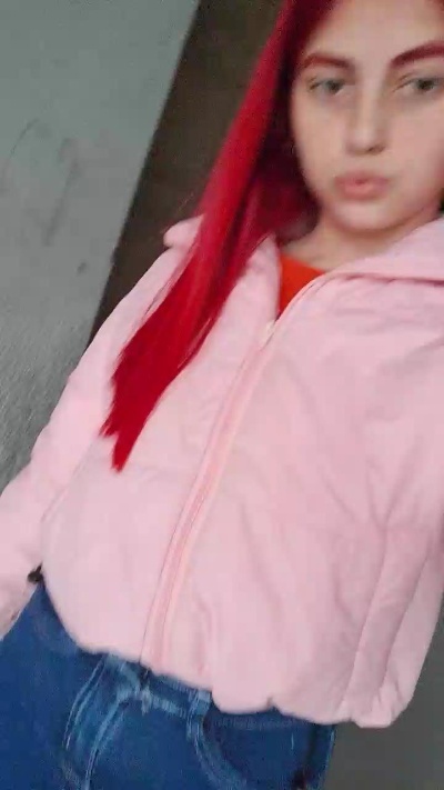 agustina66 live cam on Cam4