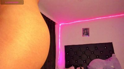 ailen_aria live cam on Cam4