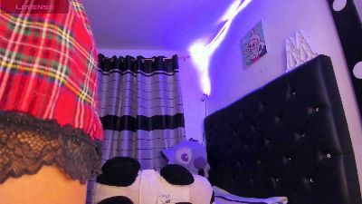 ailen_aria live cam on Cam4
