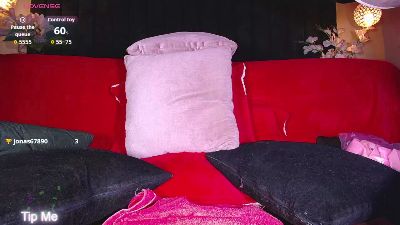 ailyn_rouss live cam on Cam4
