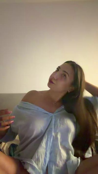 airam22 live cam on Cam4