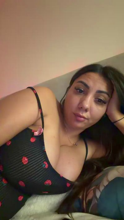 airam22 live cam on Cam4