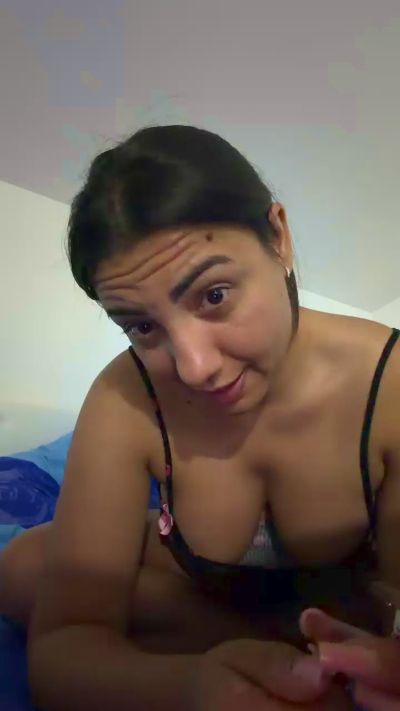 airam22 live cam on Cam4