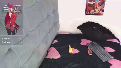aisha_brunette live cam on Cam4