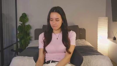 aisha_eilish live cam on Cam4