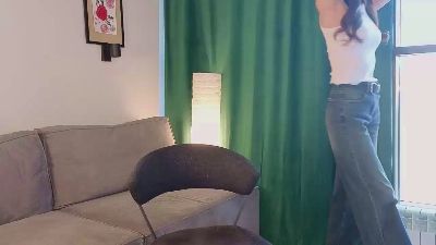 aisha_eilish live cam on Cam4