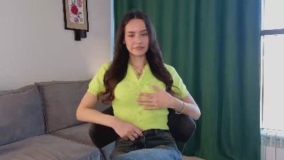 aisha_eilish live cam on Cam4