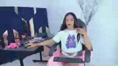 aisha_hotts777 live cam on Cam4