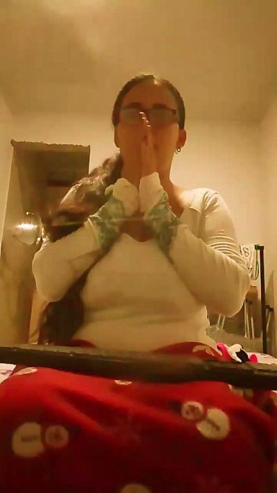 aisha_koswell33 live cam on Cam4