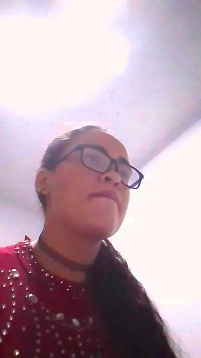 aisha_koswell33 live cam on Cam4