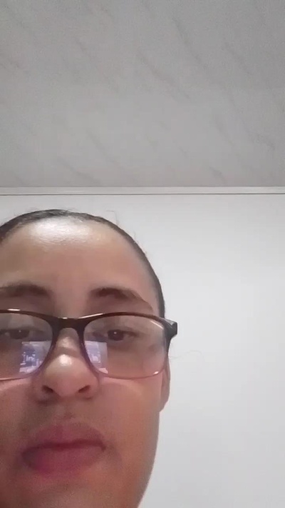 aisha_koswell33 live cam on Cam4