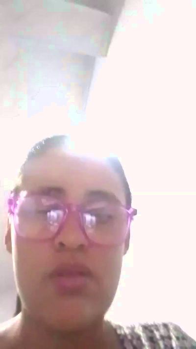 aisha_koswell33 live cam on Cam4