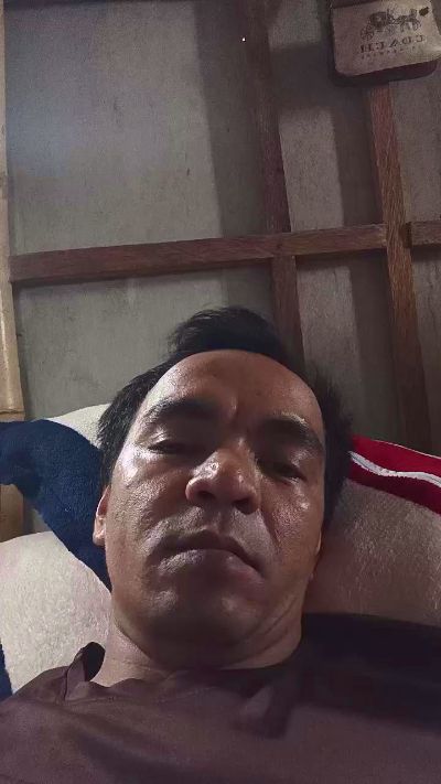 akjhun09 live cam on Cam4