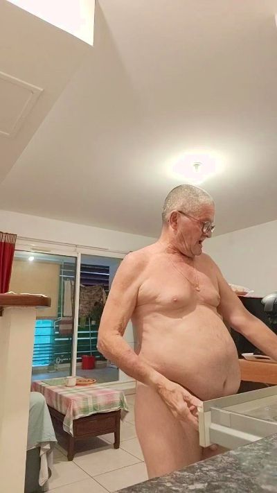alain250 live cam on Cam4