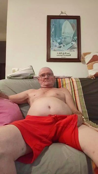 alain250 live cam on Cam4