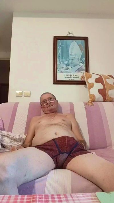 alain250 live cam on Cam4