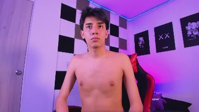 alan_boy01 live cam on Cam4