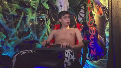 alan_boy01 live cam on Cam4