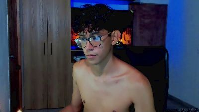 alan_scot8 live cam on Cam4