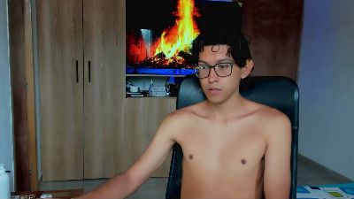 alan_scot8 live cam on Cam4