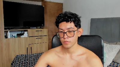 alan_scot8 live cam on Cam4