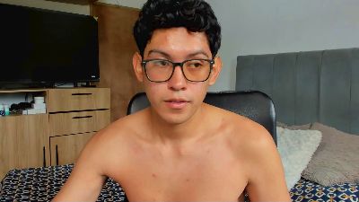 alan_scot8 live cam on Cam4