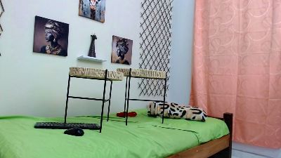 alanaskinny18 live cam on Cam4