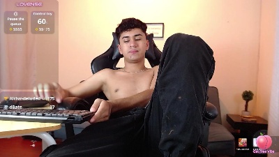 alancum7 live cam on Cam4