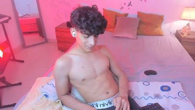 alazbel8 live cam on Cam4