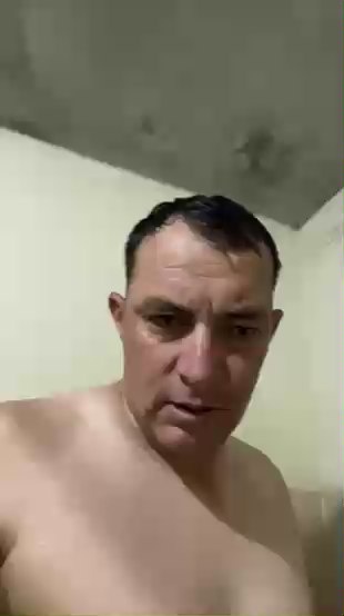 albertico32 live cam on Cam4
