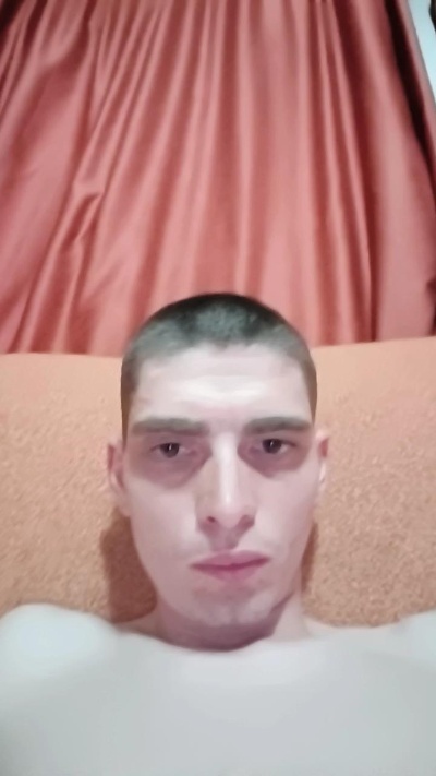 albertillo2 live cam on Cam4