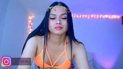 alee_lenoxxx live cam on Cam4