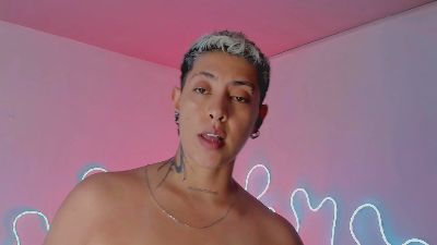 aleja_M live cam on Cam4