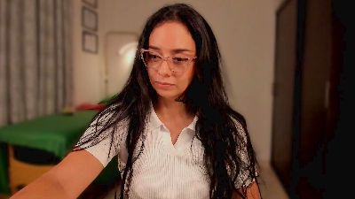 alejaevans live cam on Cam4
