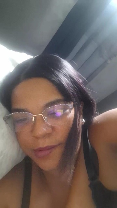 alejandra69xxx live cam on Cam4