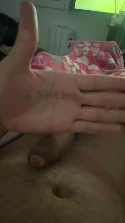 alejandroguill3 live cam on Cam4
