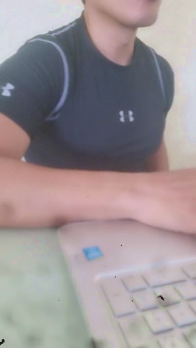 alejcamo live cam on Cam4