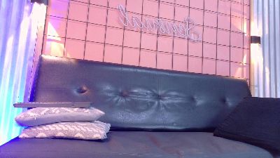 alejo_largo live cam on Cam4